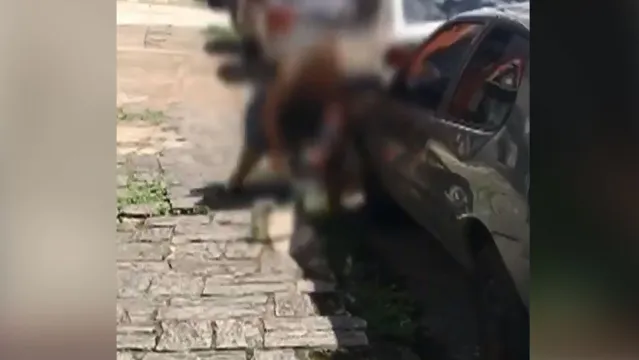Imagem ilustrativa da notícia Vídeo de idosa secando pneu de carro explicita grave problema da capital paraense