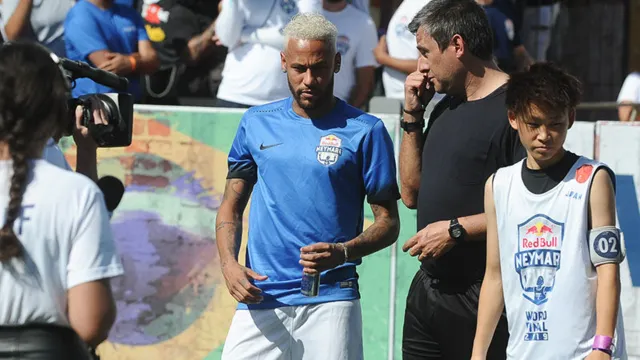 Imagem ilustrativa da notícia Imprensa francesa critica Neymar e vê declaração de guerra ao PSG
