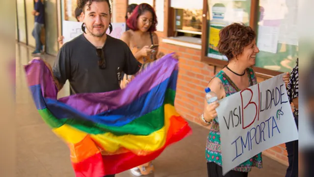 Imagem ilustrativa da notícia MEC suspende vestibular para transgêneros e transsexuais 