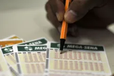 Imagem ilustrativa da notícia Mega-Sena acumula e vai pagar R$ 35 milhões no sábado 