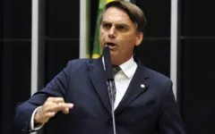 Imagem ilustrativa da notícia Bolsonaro diz que 'nunca falou' em dar fim à estabilidade do servidor público