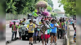 Caminhada com muita fé em Nossa Senhora. 