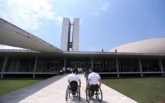 Portadores de deficiências graves têm mais dificuldade para trabalhar