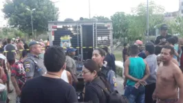 Imagem ilustrativa da notícia Homem é executado com 10 tiros no meio da rua 