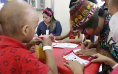 Crianças de várias idades são atendidas no Hospital Octávio Lobo.
