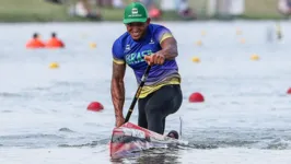 Imagem ilustrativa da notícia Isaquias Queiroz leva ouro no mundial de canoagem 