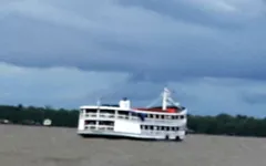 Os passageiros foram socorridos por outra embarcação da mesma empresa