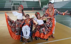 Eles irão participar do 18° Campeonato Brasileiro de Dança Esportiva em Cadeira de Rodas, em Juiz de Fora, Minas Gerais. 