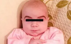 Mãe foi criticada nas redes sociais após  'fazer a sobrancelha' da filha de 1 mês e meio.