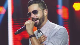 Latino contou de onde veio a inspiração para a composição da música "Renata". 