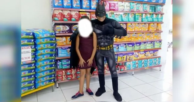 Imagem ilustrativa da notícia 'Batman' de festas infantis é condenado por estuprar menina de 13 anos