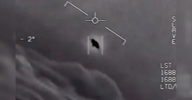 Imagem ilustrativa da notícia Marinha dos EUA confirma que vídeo de 'OVNIs' é verdadeiro