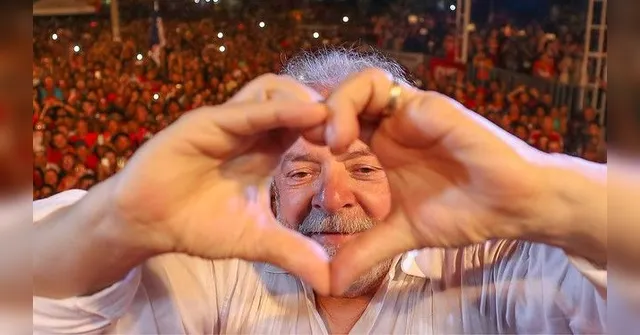 Imagem ilustrativa da notícia "PTinder": aplicativo de encontros entre pessoas de esquerda faz sucesso na web