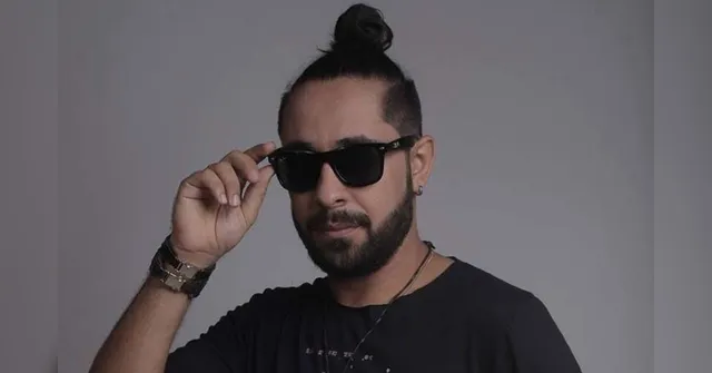 Imagem ilustrativa da notícia DJ comemora uma década
de carreira em festa temática 