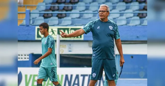 Imagem ilustrativa da notícia Hélio dos Anjos comemora empate e mira mata-mata após eliminar o rival