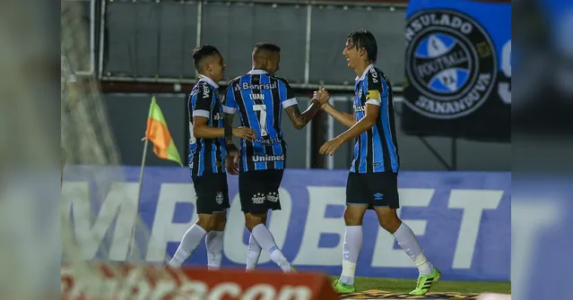 Imagem ilustrativa da notícia Grêmio
e Inter brigam por G-4 após fracassos em mata-matas