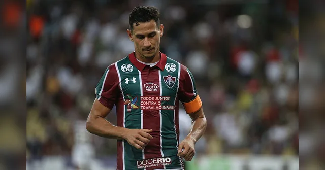 Imagem ilustrativa da notícia Fluminense perde, torcedores vaiam Ganso e criticam João Pedro por namoro com Mel Maia