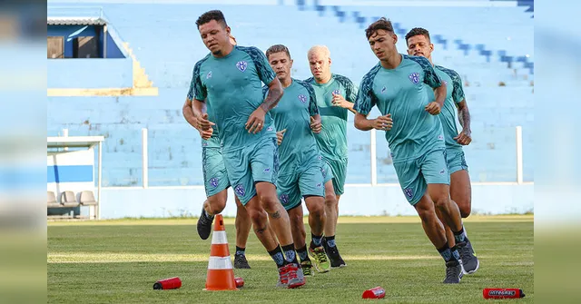 Imagem ilustrativa da notícia Atacante Ruan é surpresa em treino do Papão