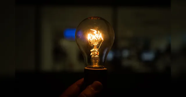 Imagem ilustrativa da notícia Conta de luz vai ficar mais barata em outubro