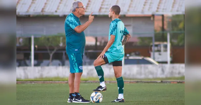 Imagem ilustrativa da notícia Hélio dos Anjos tem alguns problemas para encontrar a formação ideal do Papão