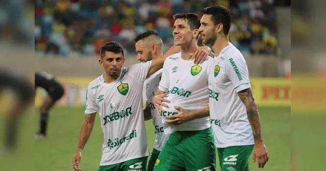 Imagem ilustrativa da notícia Em bom momento, Cuiabá massacra CRB na Arena Pantanal