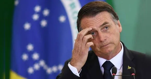 Imagem ilustrativa da notícia Bolsonaro diz que presos mortos durante transferência são "problemas que acontecem"