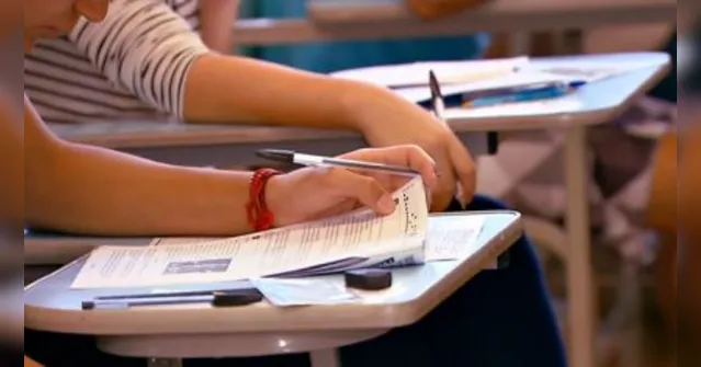 Imagem ilustrativa da notícia Prefeitura abre concurso com 87 vagas e salários de até R$ 7,3 mil