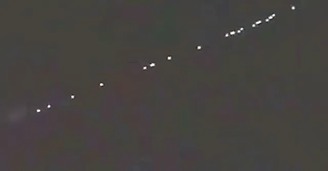 Imagem ilustrativa da notícia  Moradores de ilha no Pará filmam misteriosas luzes no céu; veja o vídeo!