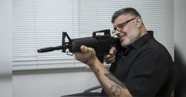Imagem ilustrativa da notícia Frota é expulso do PSL após criticar Bolsonaro
