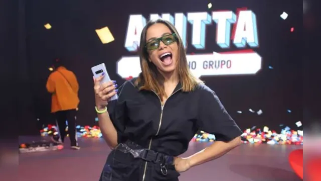 Imagem ilustrativa da notícia Anitta quer doar bolsa de estudos em nova temporada de game show