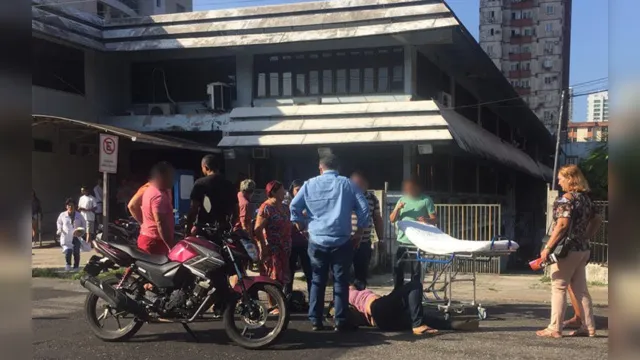 Imagem ilustrativa da notícia Colisão entre carro e moto deixa uma mulher ferida em Belém
