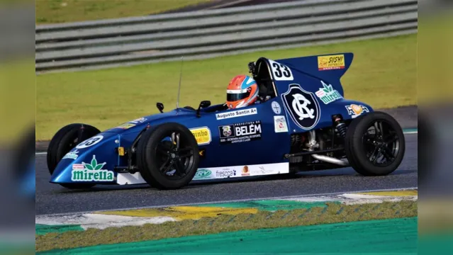 Imagem ilustrativa da notícia Piloto do Leão estreia carro novo na Fórmula Vee