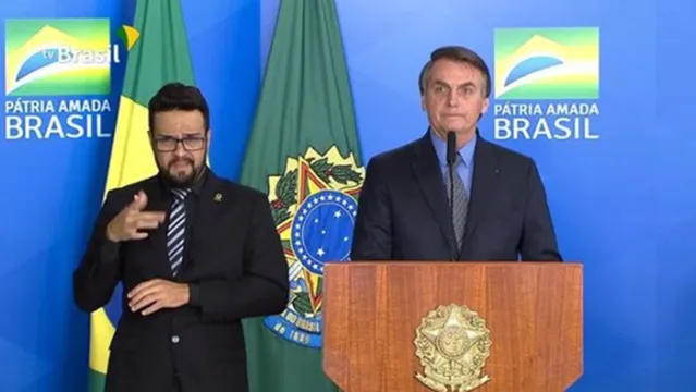 Imagem ilustrativa da notícia Bolsonaro sanciona a lei liberdade econômica; confira os detalhes