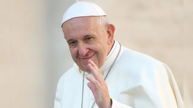 Imagem ilustrativa da notícia Papa Francisco passa por minutos de desespero no Vaticano. Saiba o motivo!