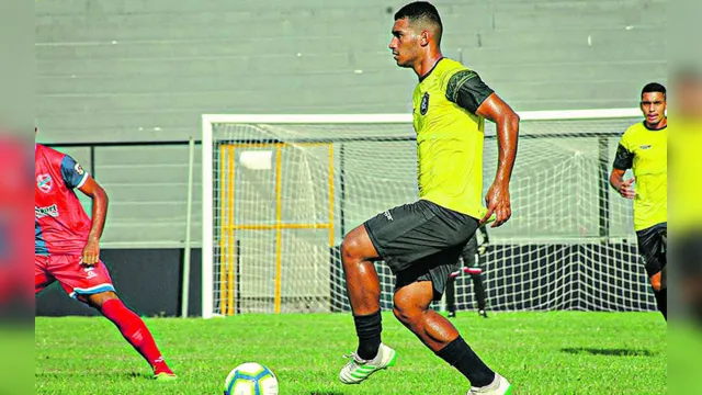 Imagem ilustrativa da notícia Higor Félix marca quatro gols em dois amistosos e espera fazer mais em clássico