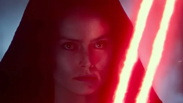 Imagem ilustrativa da notícia Star Wars: Rey usa sabre vermelho em novo teaser; Veja o vídeo 