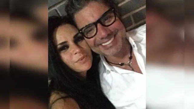 Imagem ilustrativa da notícia Solange Gomes revela romance com João Kléber: 'roubou um beijo'