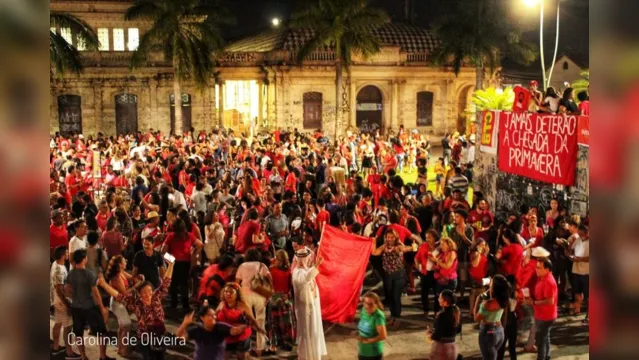 Imagem ilustrativa da notícia Paraenses comemoram em São Brás a saída do ex-presidente Lula da prisão