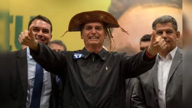Imagem ilustrativa da notícia Bolsonaro chama nordestinos de "paraíba" e critica governador