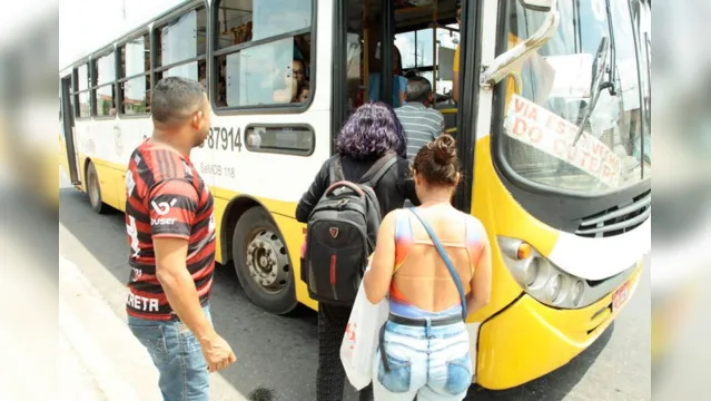 Imagem ilustrativa da notícia Estudantes aprovam gratuidade nos ônibus em dia de Enem