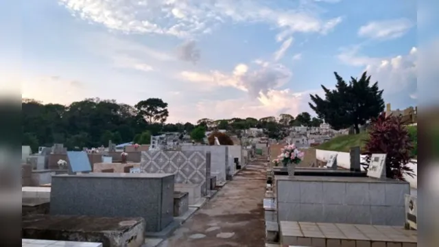 Imagem ilustrativa da notícia Quadrilha removia cadáveres de cemitério e vendia terrenos