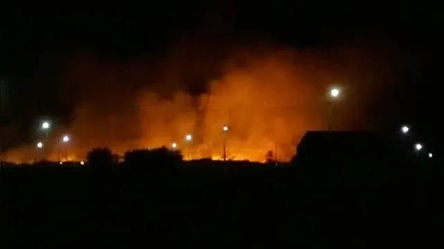 Imagem ilustrativa da notícia Incêndio de grandes proporções atinge área em Castanhal