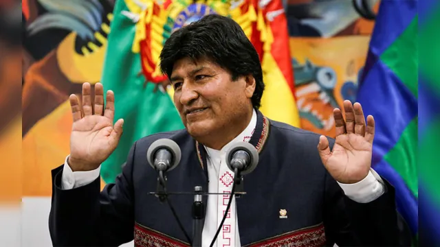 Imagem ilustrativa da notícia Com 99,99% das urnas apuradas, Evo Morales comemora vitória na Bolívia