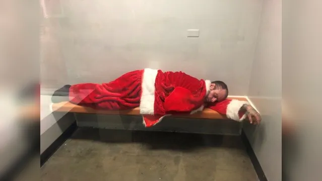 Imagem ilustrativa da notícia "Papai Noel" bêbado é preso acusado de assaltar igreja