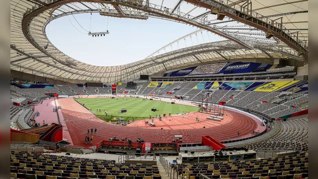 Imagem ilustrativa da notícia Atleta carrega rival durante prova do Mundial de Atletismo realizada no Qatar