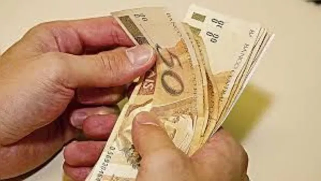 Imagem ilustrativa da notícia Jader quer taxar em 15% as remessas e lucros enviados ao exterior. Leia no Repórter Diário 