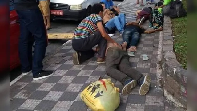Imagem ilustrativa da notícia Moradores de rua morrem após aceitarem bebida de desconhecido