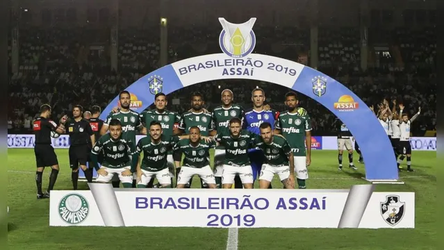 Imagem ilustrativa da notícia Palmeiras
derrota Vasco fora e volta a pressionar o Flamengo