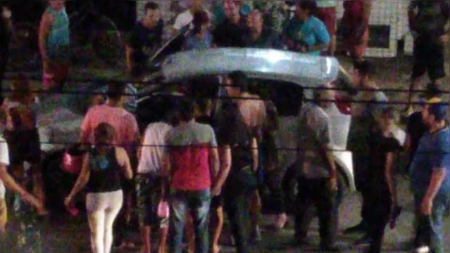 Imagem ilustrativa da notícia Homem é executado dentro de carro no bairro do Marco 