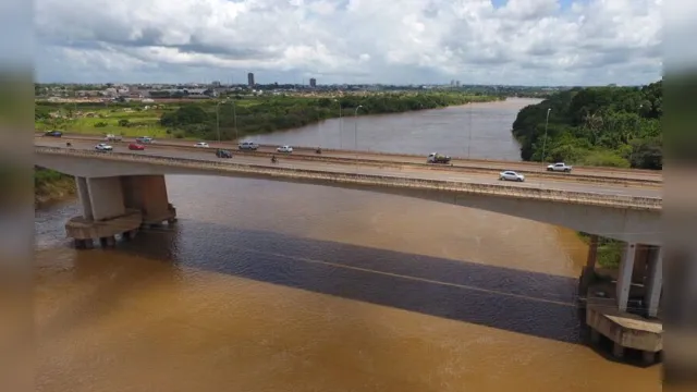 Imagem ilustrativa da notícia Bêbado cai de ponte no Pará e é achado no dia seguinte dormindo perto do rio